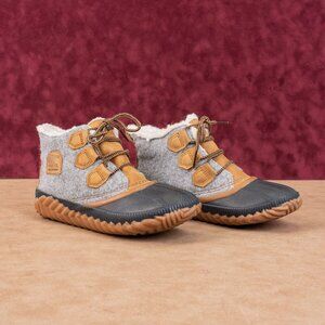 Sorel Women Out N Bout Plus Waterproof Lace-up Faux Fur lined Ankle Boots sz 7